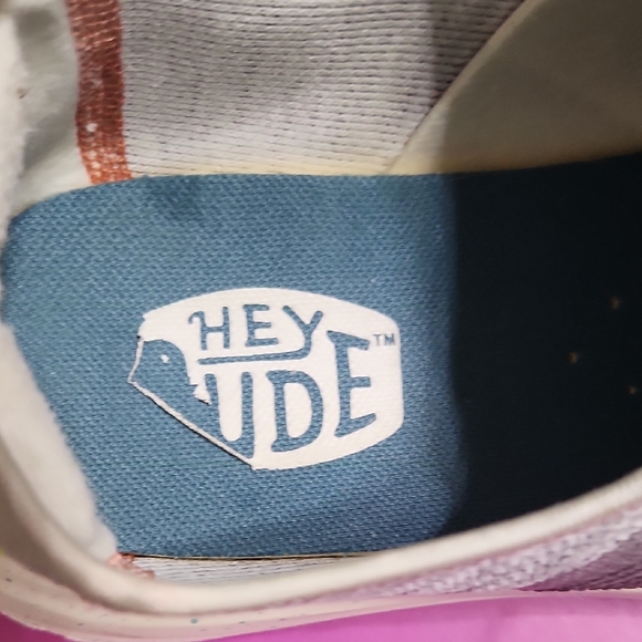 Hey Dude Gray Athletic Shoes - Picture 3 of 8